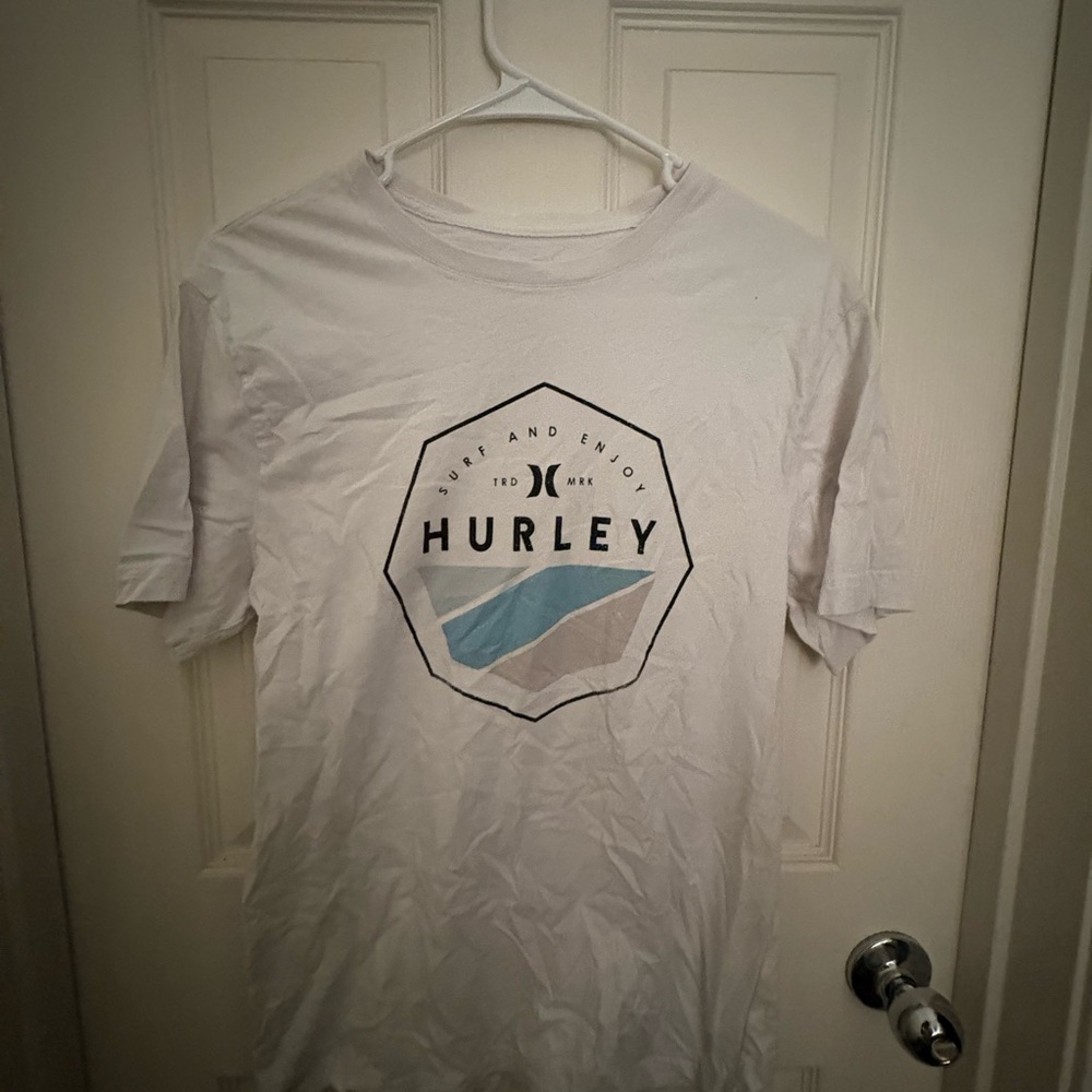 Hurley White Tee with Blue and Gray Design